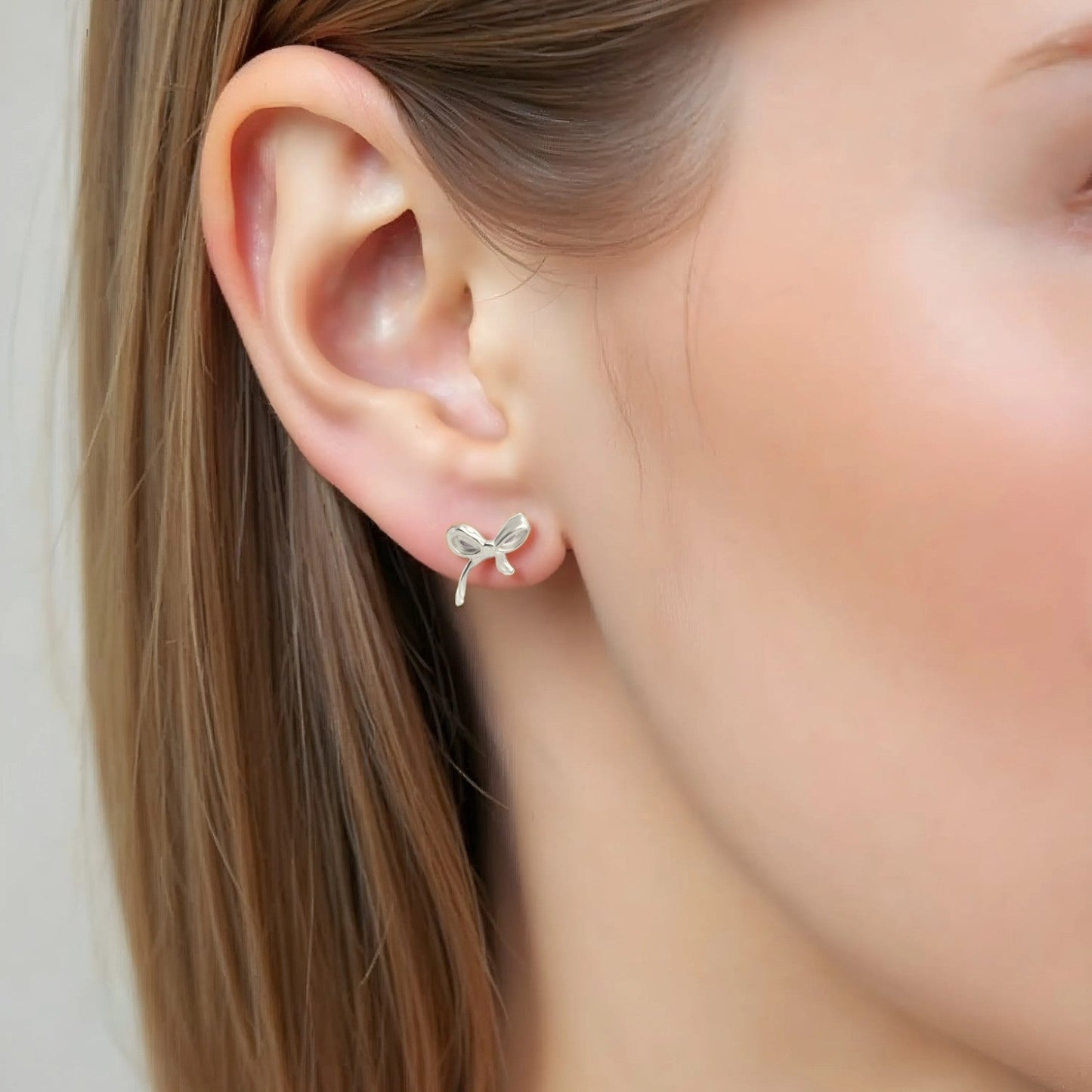 Vielring - Filigrane Schleifen Ohrstecker - 925 Silber - Gold / Einzeln