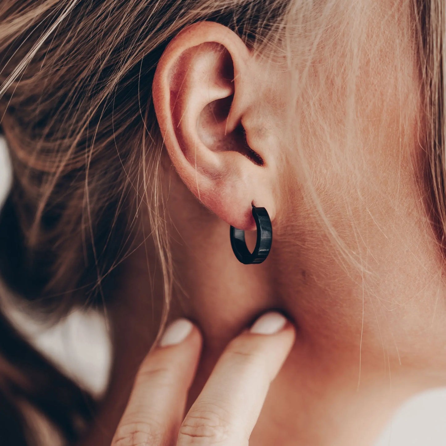 Vielring - Schwarz Eckige Creolen - Edelstahl - 7 mm - Paar