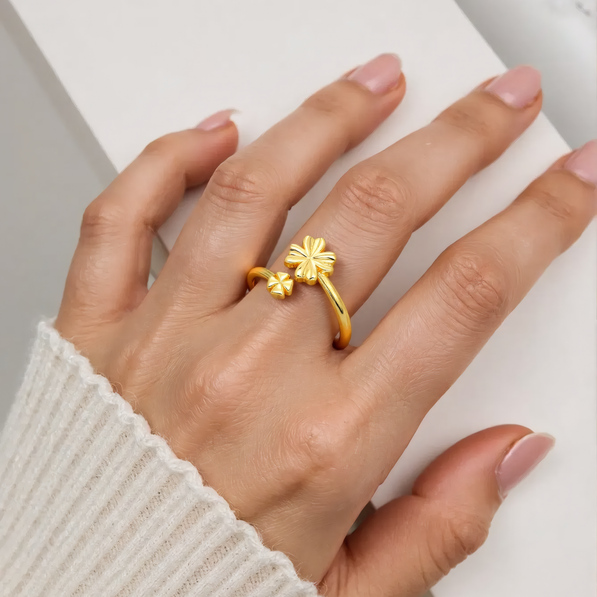 Vielring - Kleeblatt Ring mit kleinem Zirkonia Stein - 925 Silber - Gold