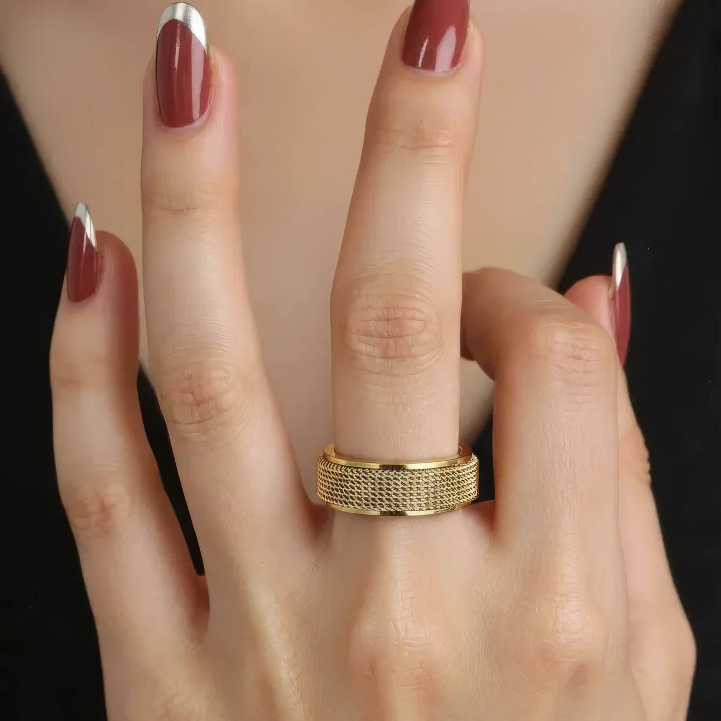 Vielring - Gerillter Raster Anti-Stress-Ring – Edelstahl - Gold / 49 | ø15.6