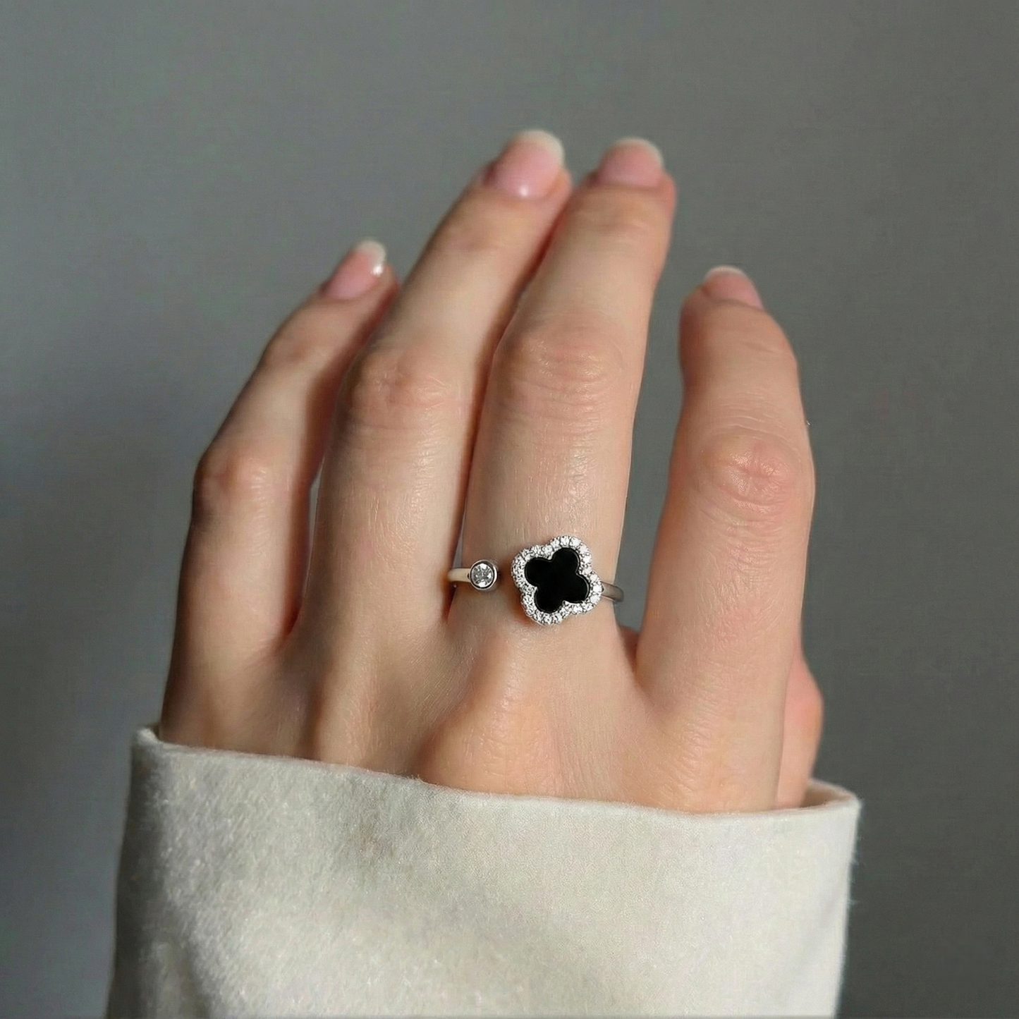 Zirkonia Schwarzer Klee Anxiety- & Antistress-Ring - 925 Silber