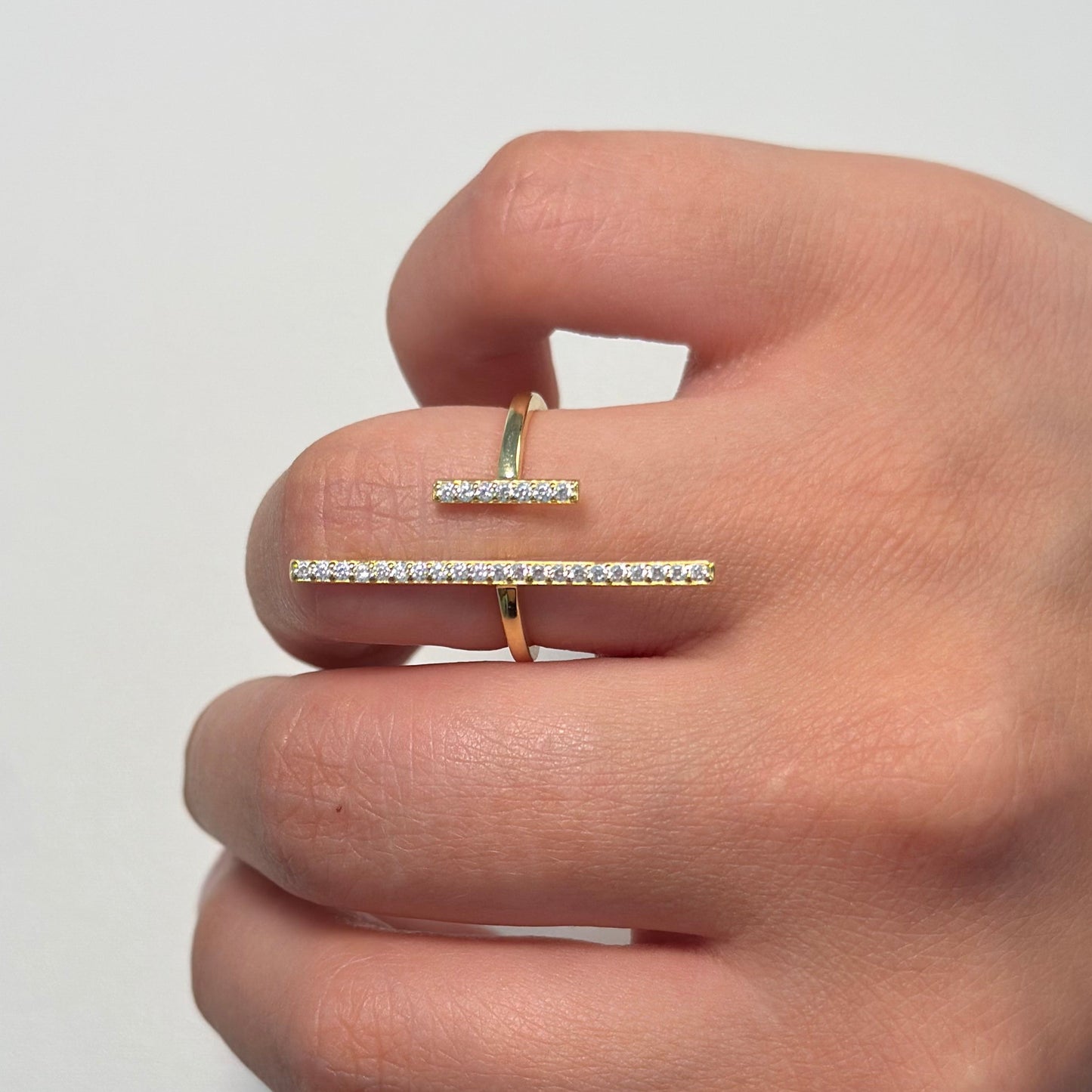 Square ring with zirconia stones - 925 silver