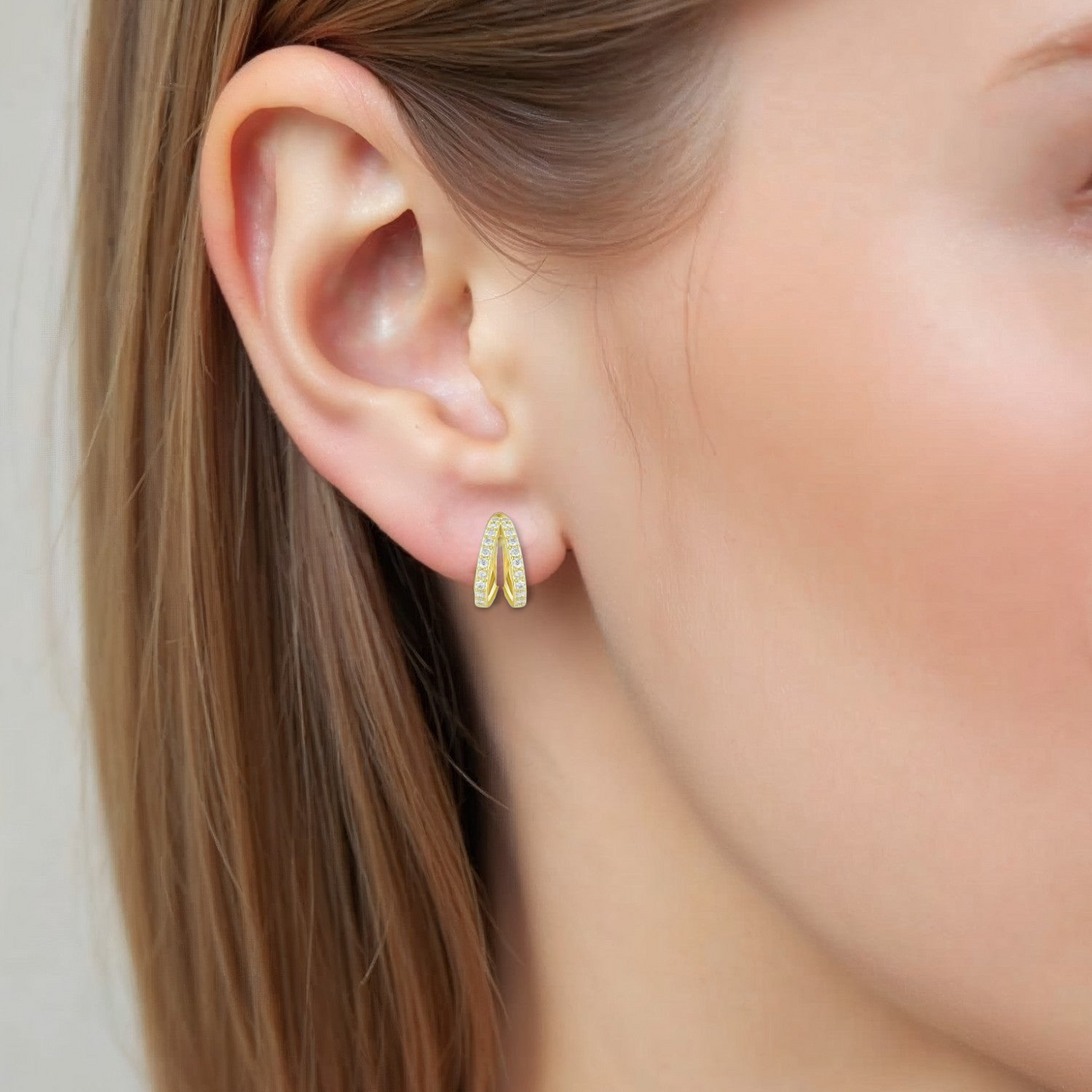 Dainty crystal hoop earrings • Zirconia crystals