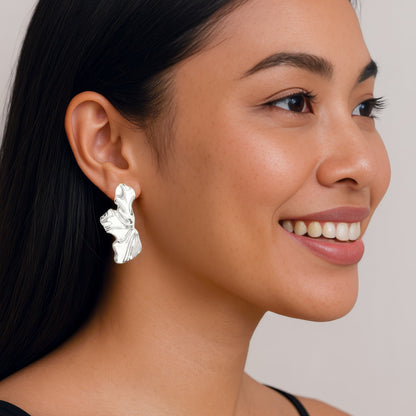 Große Unregelmäßige Blüten Ohrstecker - 925 Silber